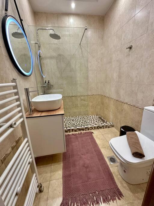 The “Roman Market” Lux Apartment Thessaloníki Ngoại thất bức ảnh